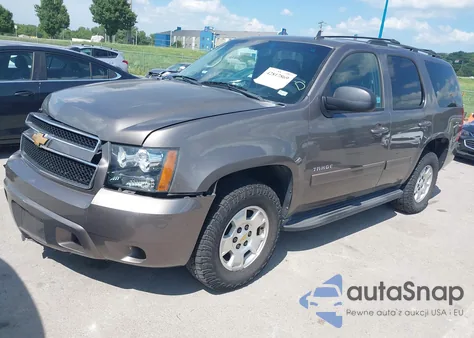 2011 Chevrolet Tahoe Ls z USA, uszkodzony, nr VIN 1GNSKAE0XBR392458
